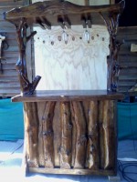 /album/artesanias-schmidt/este-mini-bar-esta-hecho-de-varios-tipos-de-madera-por-ejemplo-manio-pino-insigne-rauli-y-naranjo-jpg/